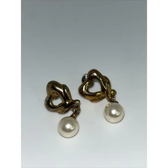 Vintage Lot Of 8 Gold Tone Pierced Earrings w/ Faux Pearls Unbranded - Picture 7 of 12